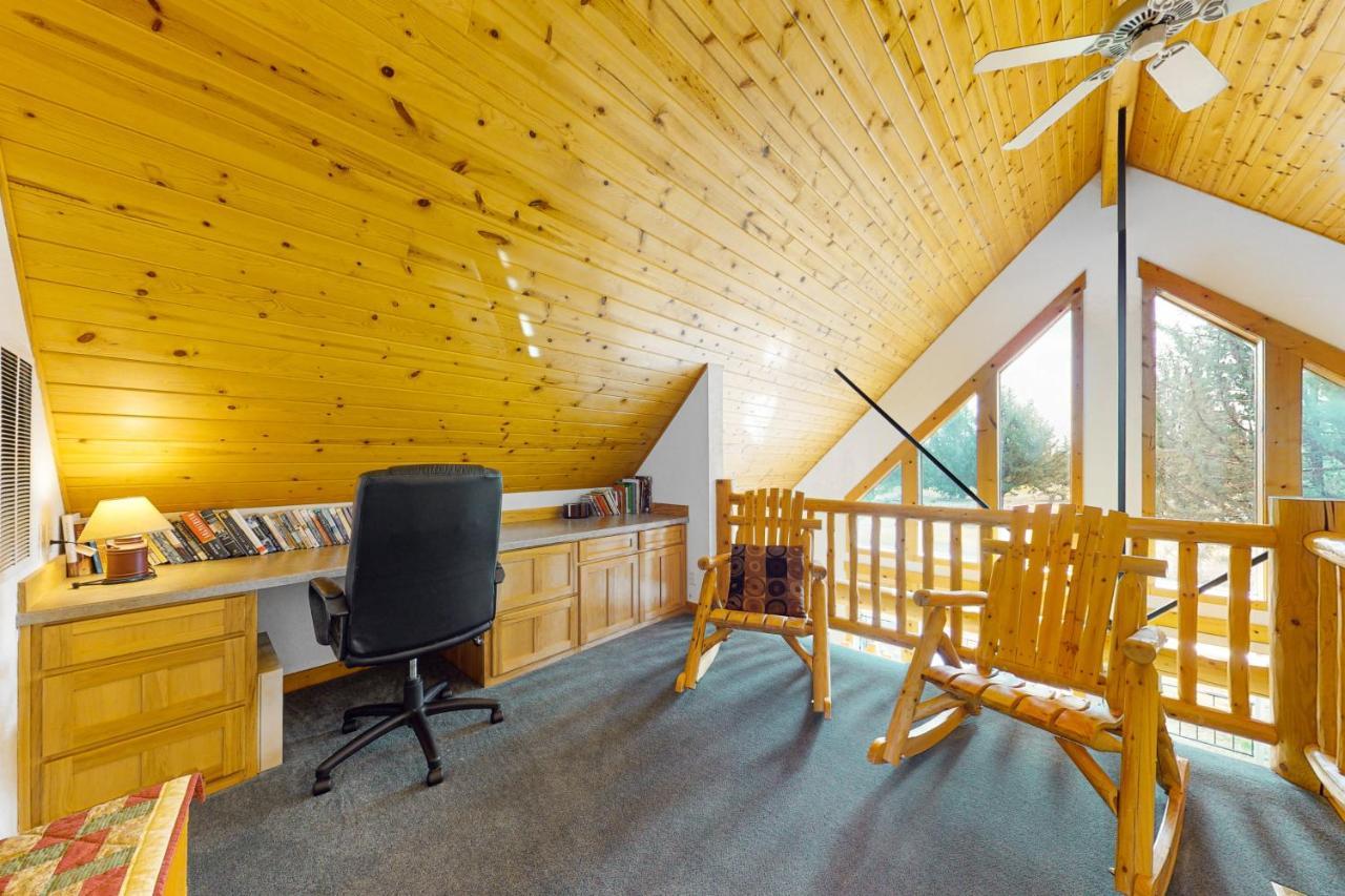 Cinnamon Teal Chalet Redmond Eksteriør bilde